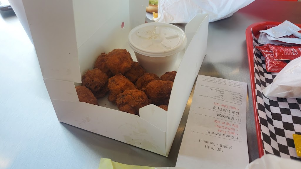 Hometown Burger | restaurant | 10234 TX-151, San Antonio, TX 78251, USA | 2102310357 OR +1 210-231-0357