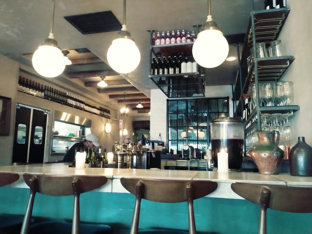 Bacari W. Adams | restaurant | 2308 S Union Ave, Los Angeles, CA 90007, USA | 2137487205 OR +1 213-748-7205