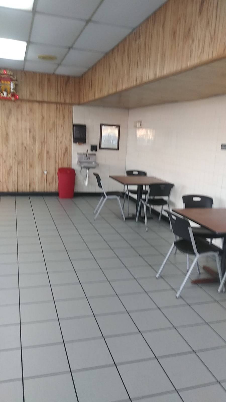 Williams Fried Chicken | restaurant | 1212 W Kiest Blvd, Dallas, TX 75224, USA | 2143723711 OR +1 214-372-3711