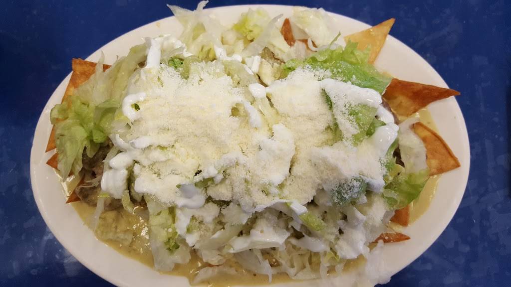 Deli Salvadoreño | restaurant | 68 W Palisade Ave, Englewood, NJ 07631, USA | 2015419113 OR +1 201-541-9113