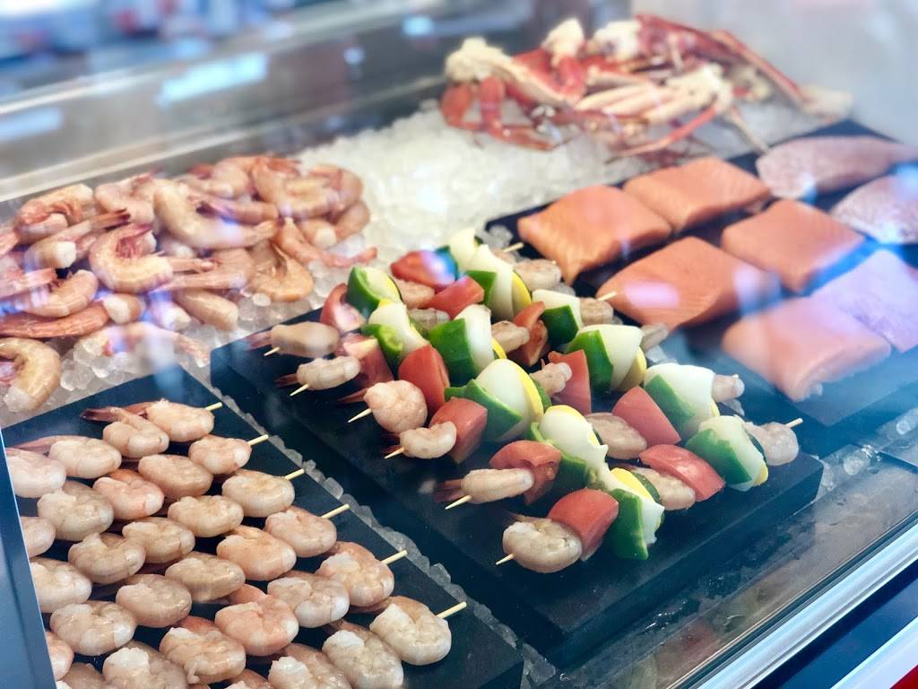 Flying Burger & Seafood Fayetteville | restaurant | 4280 W, M.L.K. Jr Blvd, Fayetteville, AR 72704, USA | 4793353155 OR +1 479-335-3155