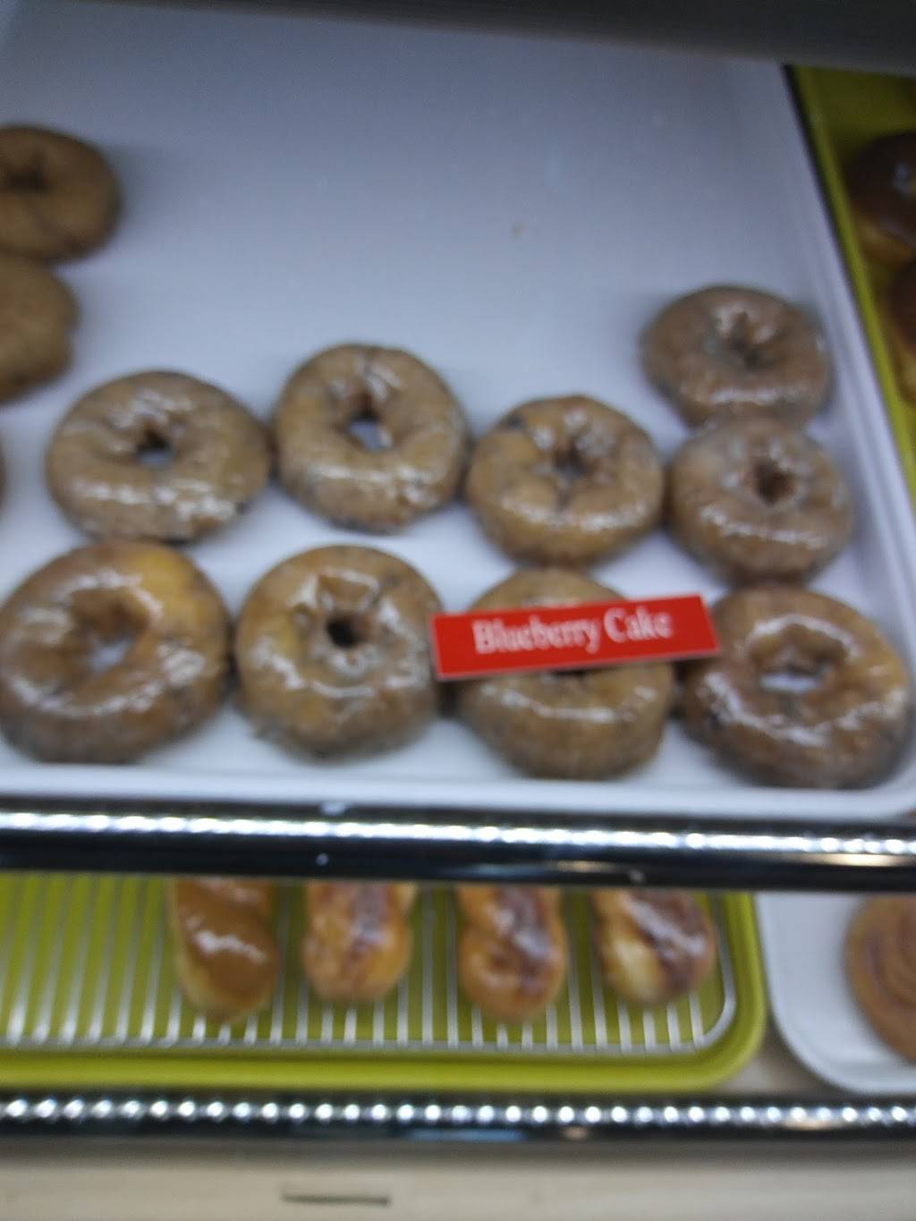 Honeys Donuts, Coffee & More | restaurant | 4300 Moss St, Lafayette, LA 70507, USA | 3375344783 OR +1 337-534-4783