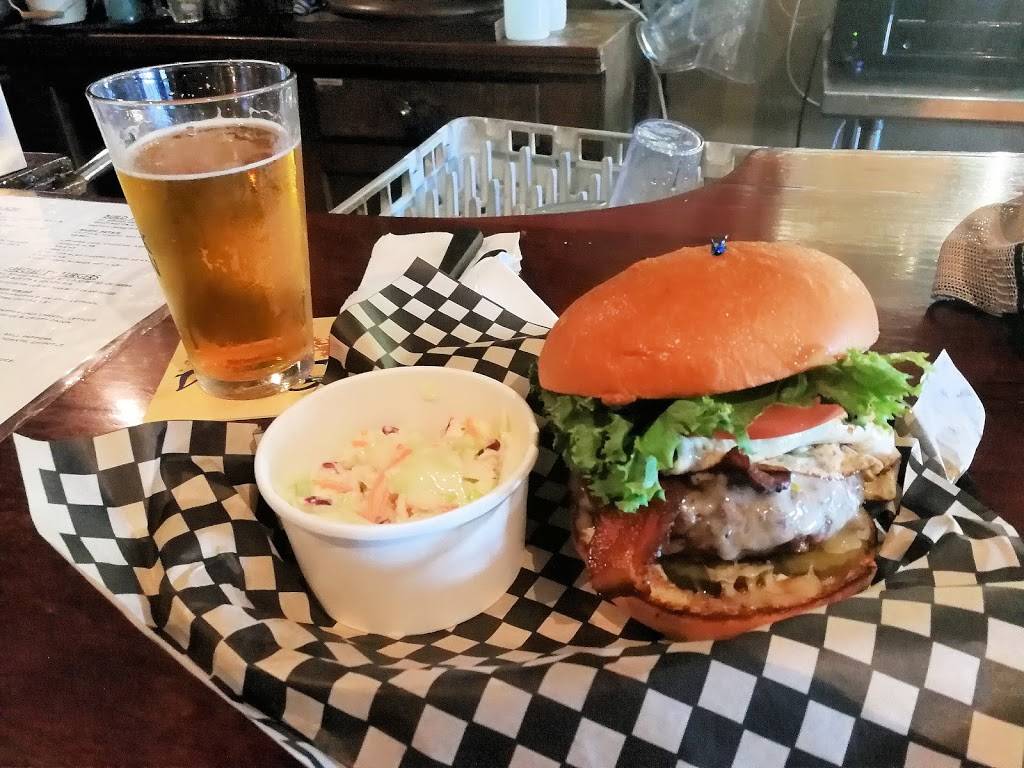 Petes Club Bar & Grill | restaurant | 4640 Tolt Ave, Carnation, WA 98014, USA | 4253334300 OR +1 425-333-4300