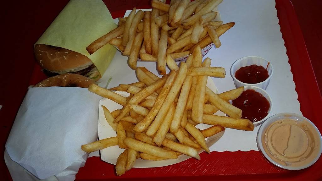 Freds Burger | restaurant | 5950 S Vermont Ave, Los Angeles, CA 90044, USA | 3237781120 OR +1 323-778-1120