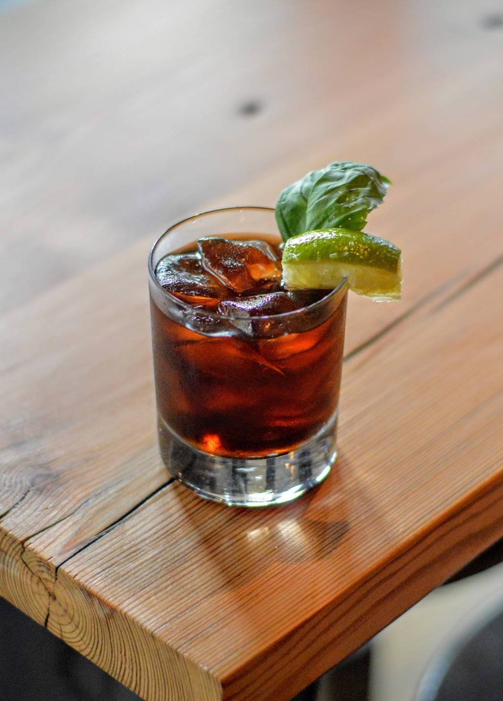 Tavernpointe | restaurant | 1545 Peachtree St NE #101, Atlanta, GA 30309, USA | 4045493954 OR +1 404-549-3954