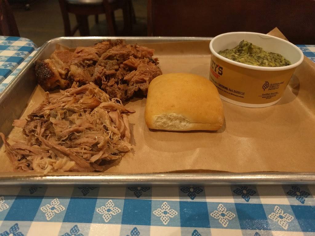 Dickeys Barbecue Pit | restaurant | 240 N 12th Ave, Hanford, CA 93230, USA | 5595847427 OR +1 559-584-7427