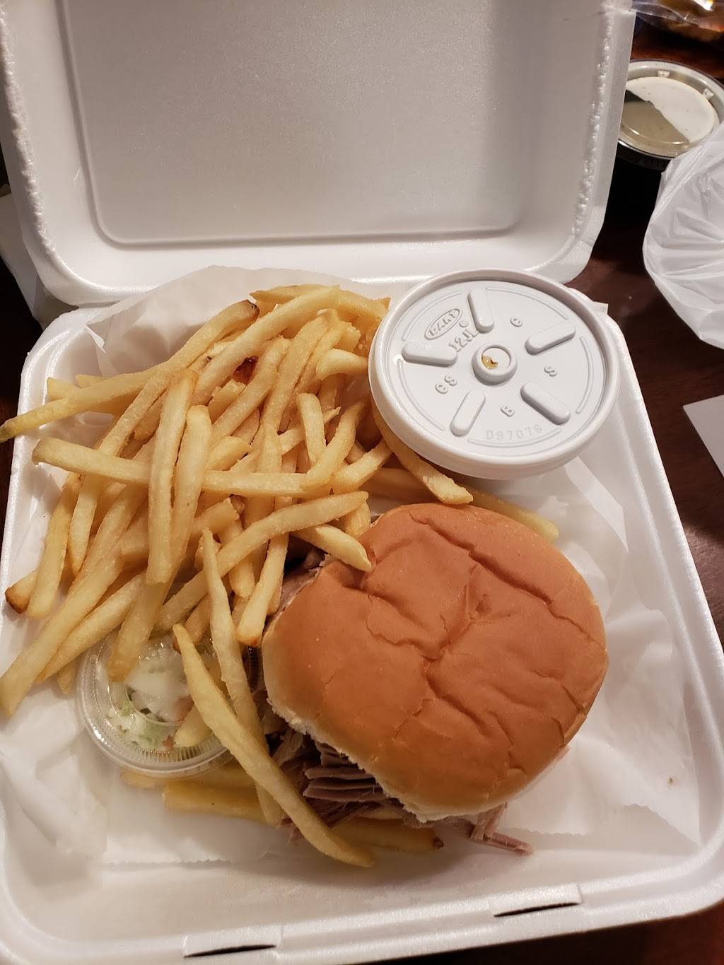 One & Only BBQ | restaurant | 1779 Kirby Pkwy #1A, Memphis, TN 38138, USA | 9017513615 OR +1 901-751-3615