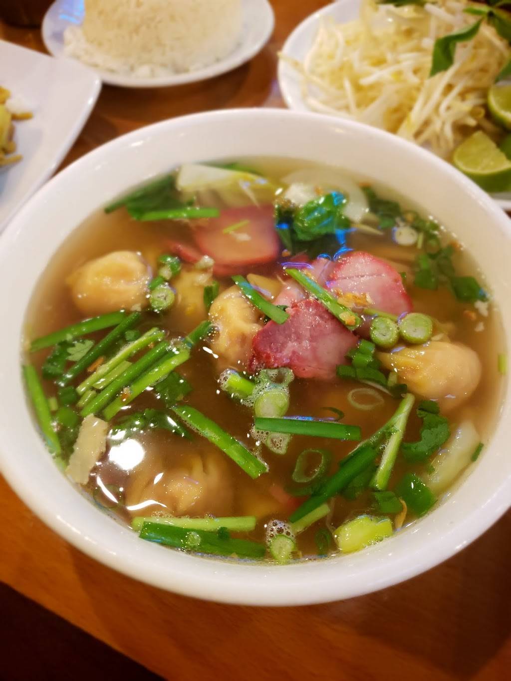 Pho ABC | restaurant | 7811 Greenback Ln, Citrus Heights, CA 95610, USA | 9167210206 OR +1 916-721-0206