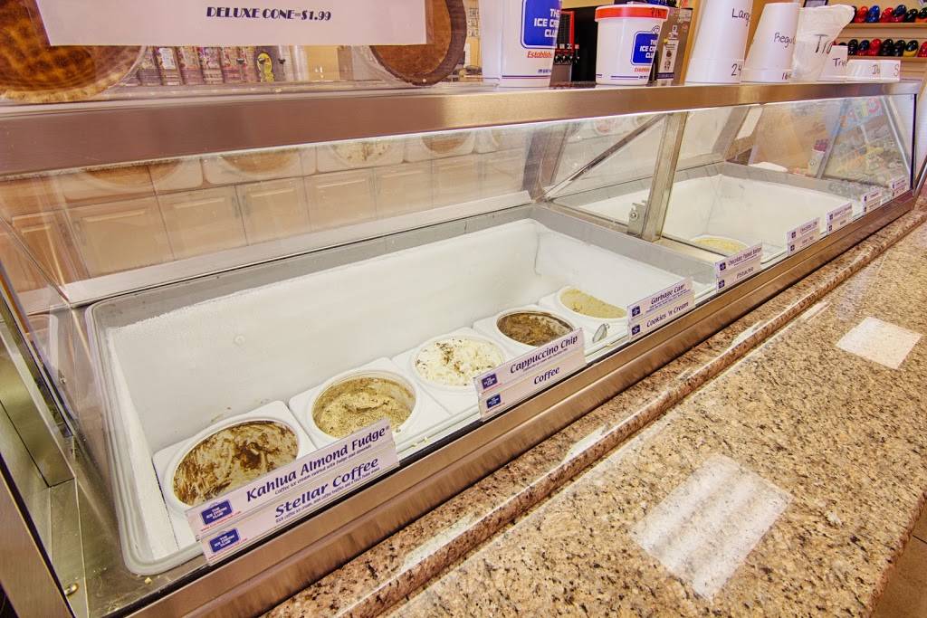 Ice Cream Club Cape Coral Shops At Surfside | restaurant | 2384 Surfside Blvd, Cape Coral, FL 33991, USA | 2392822582 OR +1 239-282-2582