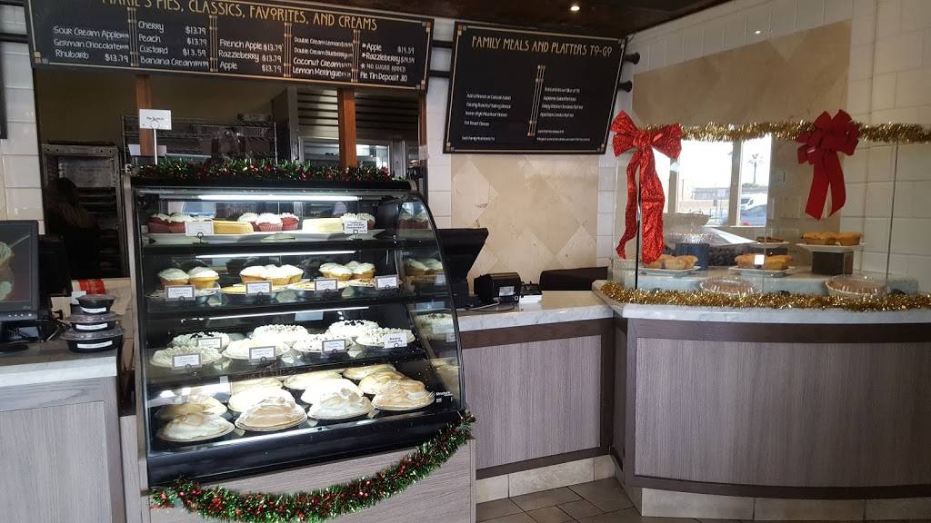 Marie Callenders | bakery | 1175 E Alosta Ave, Azusa, CA 91702, USA | 6269639475 OR +1 626-963-9475