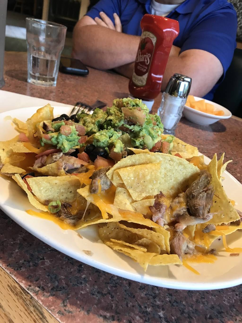 Sharis Cafe and Pies | bakery | 29690 Town Center Loop W, Wilsonville, OR 97070, USA | 5036856395 OR +1 503-685-6395