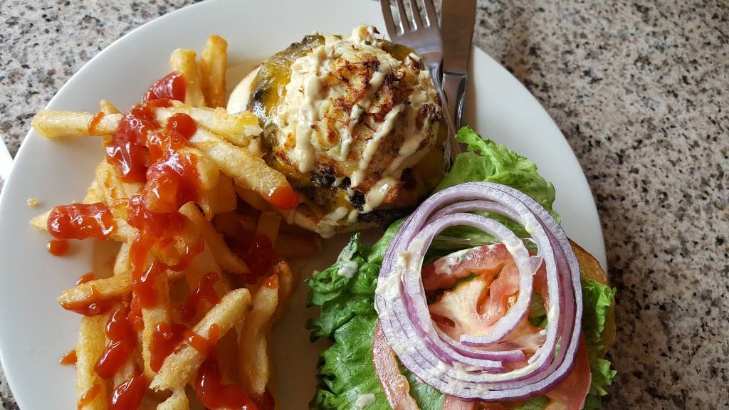 Roger Browns Restaurant and Sports Bar | restaurant | 316 High St, Portsmouth, VA 23704, USA | 7573995377 OR +1 757-399-5377