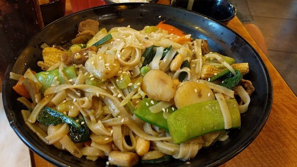 YCs Mongolian Grill | restaurant | 2990 E Germann Rd #5, Chandler, AZ 85249, USA | 4808570371 OR +1 480-857-0371