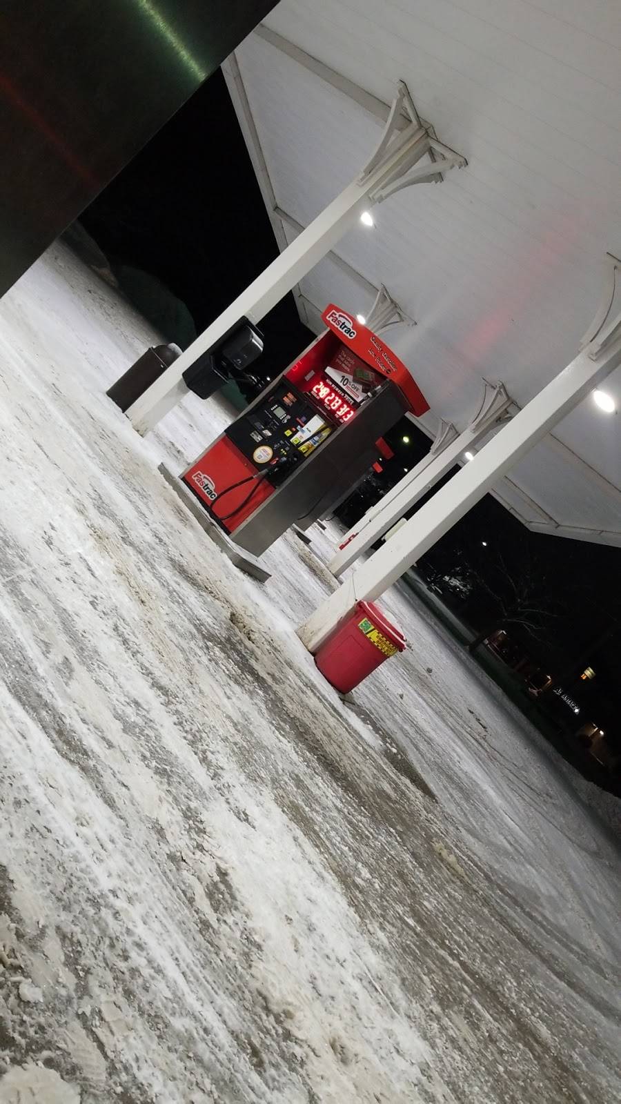 Fastrac | cafe | 2500 Browncroft Blvd, Rochester, NY 14625, USA | 5852182010 OR +1 585-218-2010