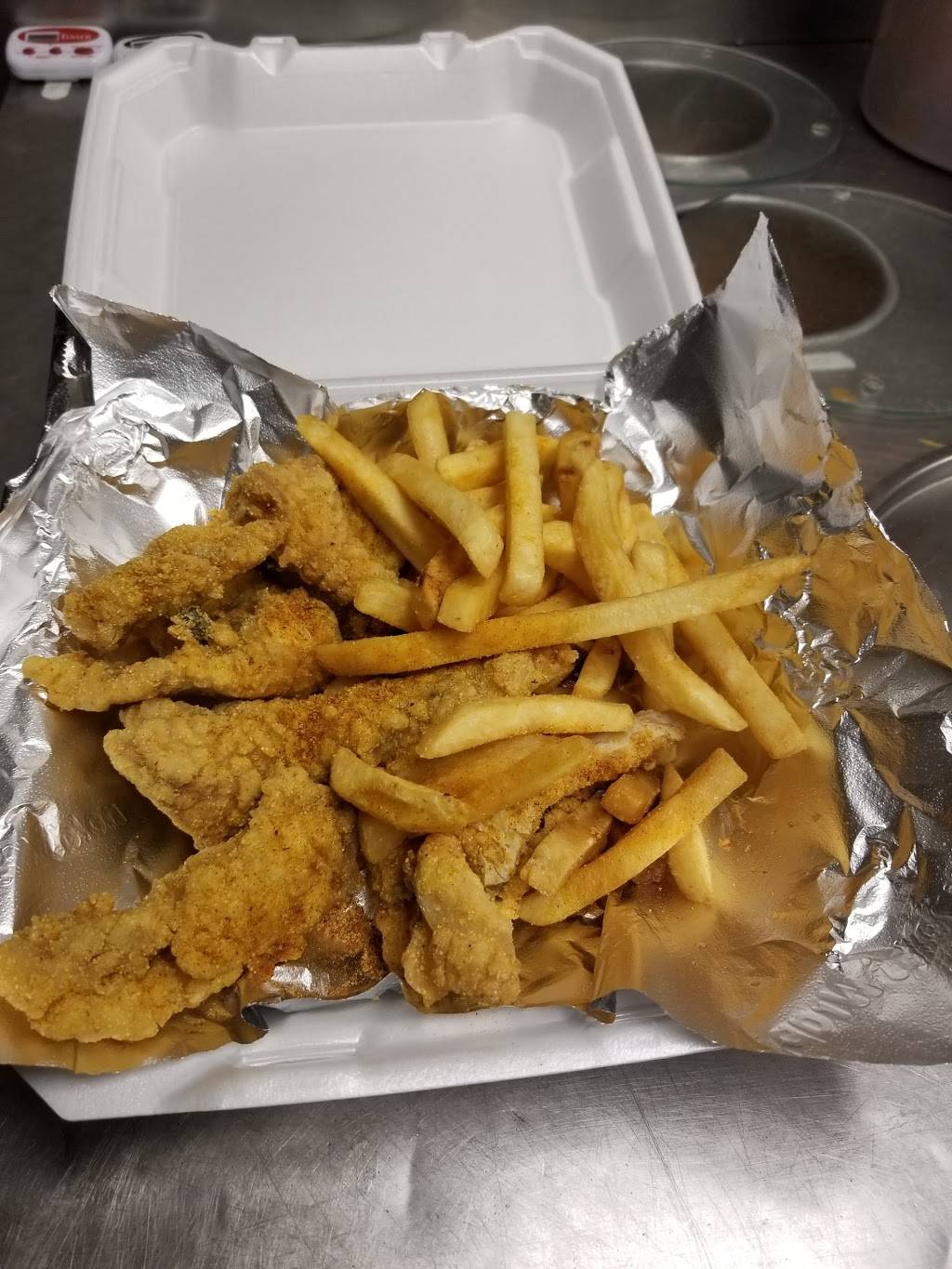 Wild Bills Buffalo Wings | restaurant | 390 N Circle Dr, Colorado Springs, CO 80909, USA | 7193445062 OR +1 719-344-5062