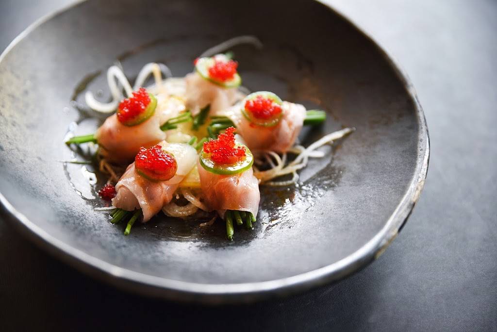 Taketei Sushi | meal takeaway | 800 S Michigan Ave, Chicago, IL 60605, USA | 3127207382 OR +1 312-720-7382