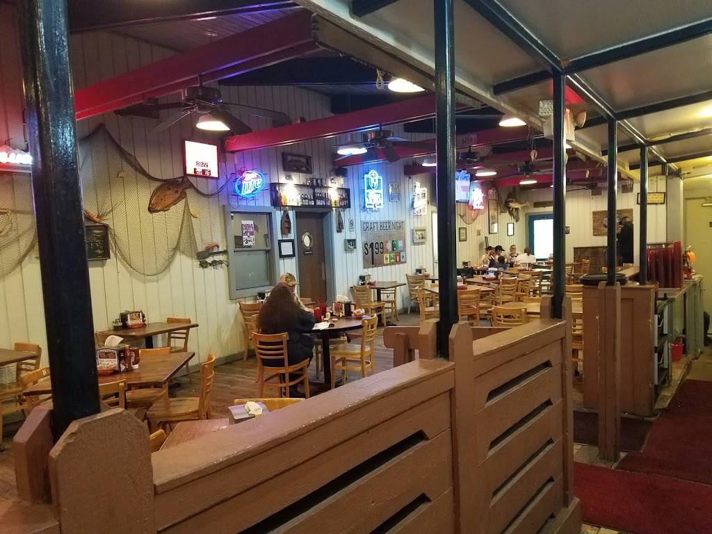 Captain Bennys | restaurant | 10896 Northwest Fwy, Houston, TX 77092, USA | 7136801828 OR +1 713-680-1828