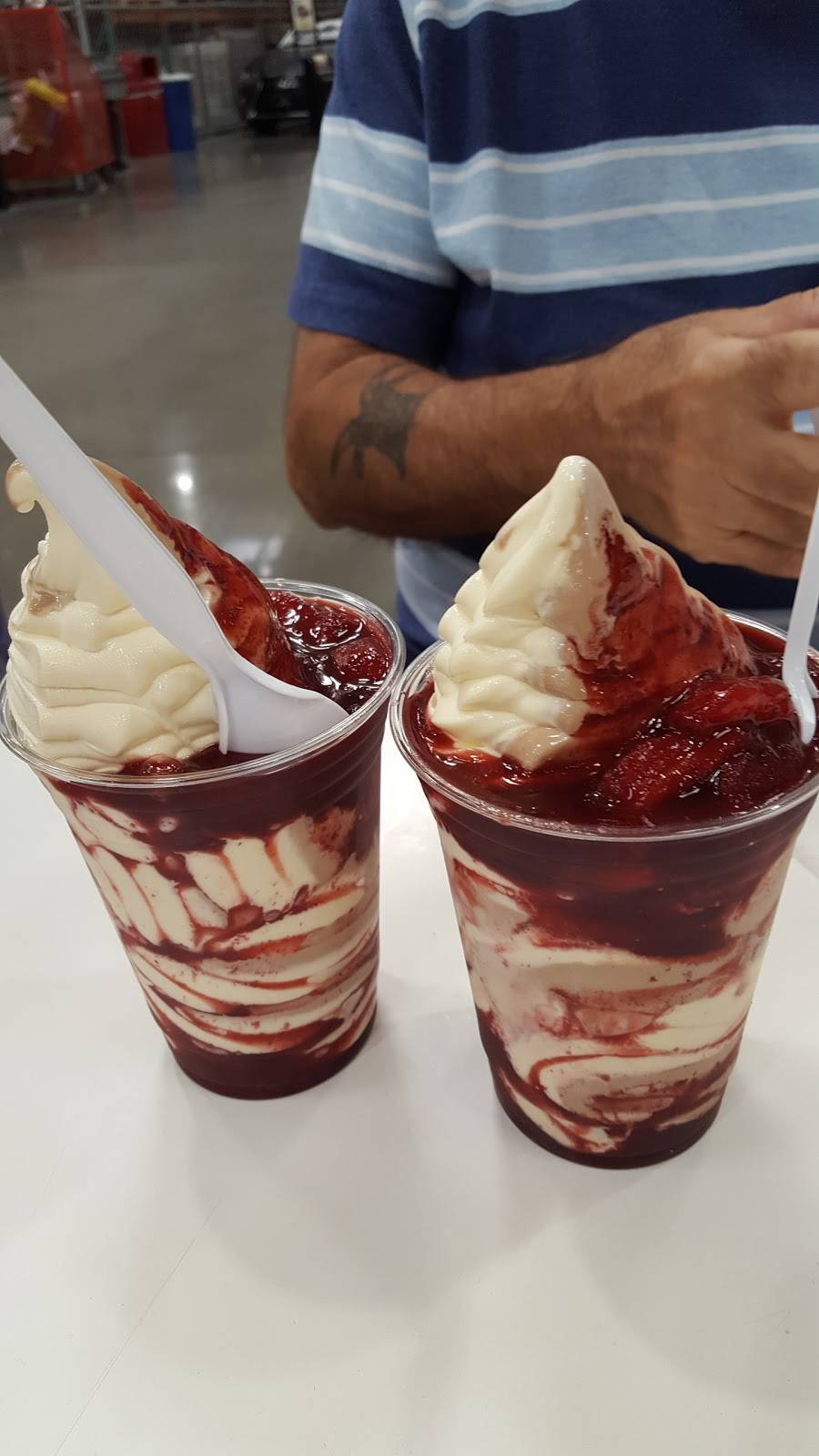 Costco Food Court | meal takeaway | 245 Stafford Park Blvd, Manahawkin, NJ 08050, USA | 6092422026 OR +1 609-242-2026