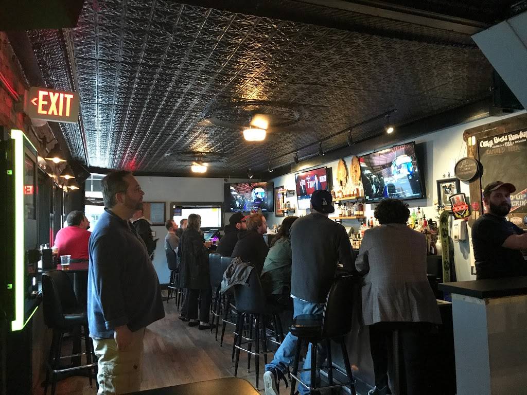 The Pig & Rooster Smokehouse | restaurant | 3242 Foster Ave, Baltimore, MD 21224, USA | 4105221696 OR +1 410-522-1696