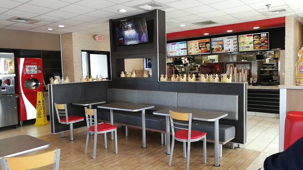 Burger King | restaurant | 1610 VFW Pkwy, West Roxbury, MA 02132, USA | 6173232479 OR +1 617-323-2479