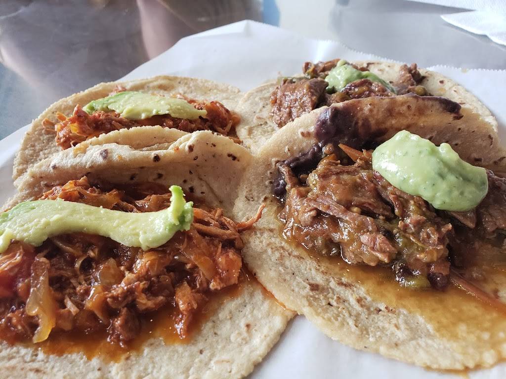 Guisados | restaurant | 8935 Santa Monica Blvd, West Hollywood, CA 90069, USA | 3107770310 OR +1 310-777-0310