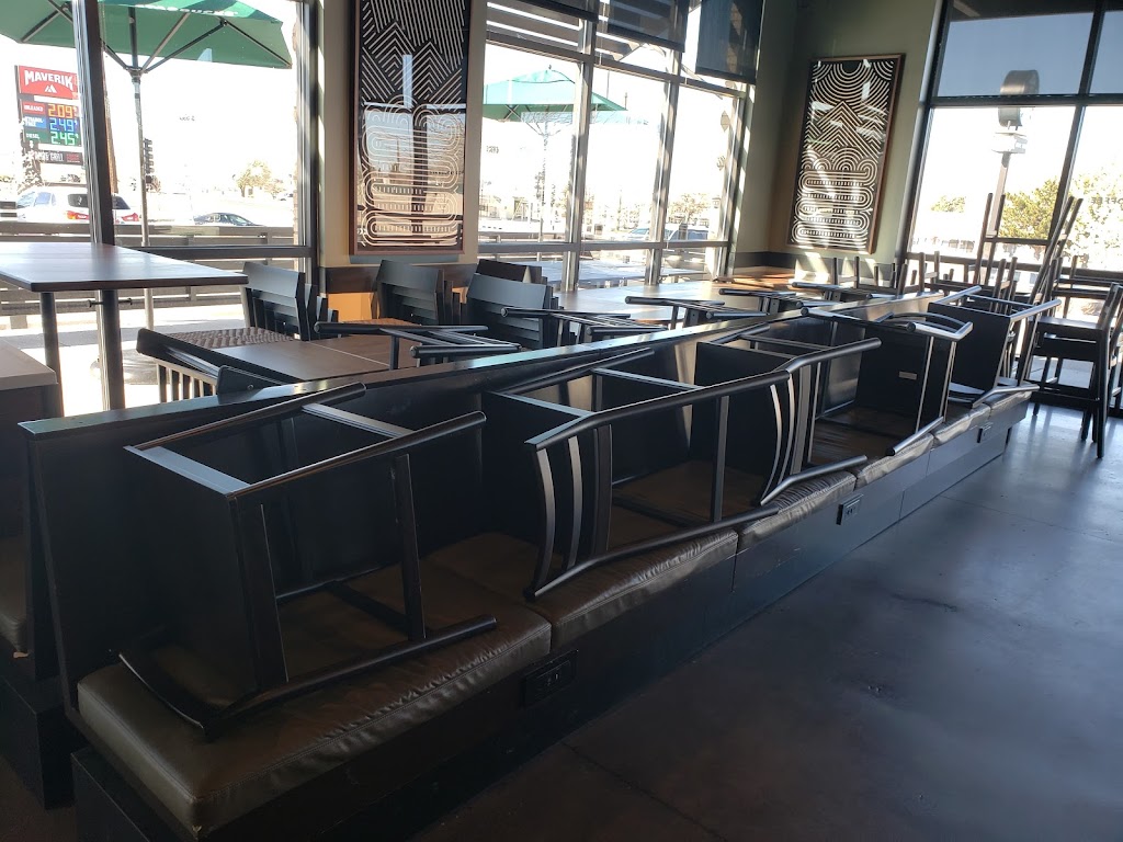 Starbucks | cafe | 700 Juan Tabo Blvd NE, Albuquerque, NM 87123, USA | 5052256756 OR +1 505-225-6756