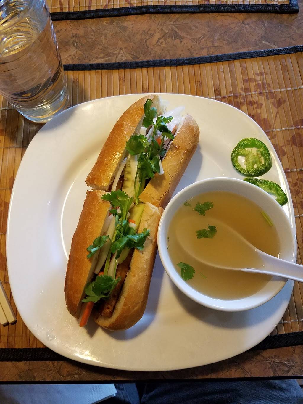 The Han River Restaurant | restaurant | 12918 Mukilteo Speedway, Lynnwood, WA 98087, USA | 4253552084 OR +1 425-355-2084