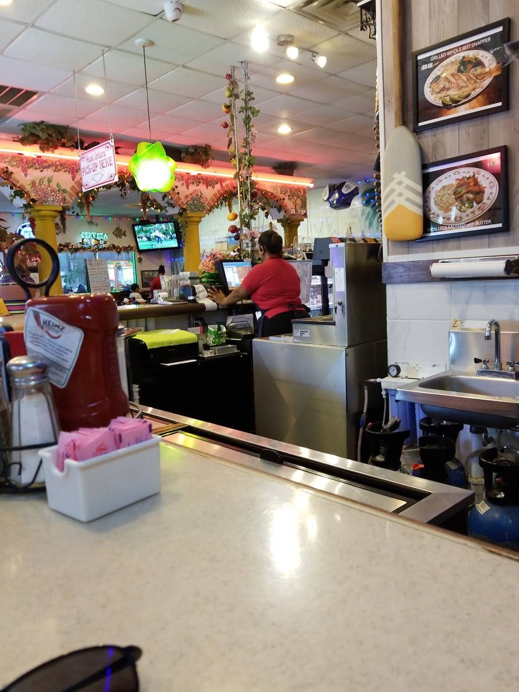 Golden Seafood Restaurant | restaurant | 903 S 75th St, Houston, TX 77023, USA | 7139238790 OR +1 713-923-8790