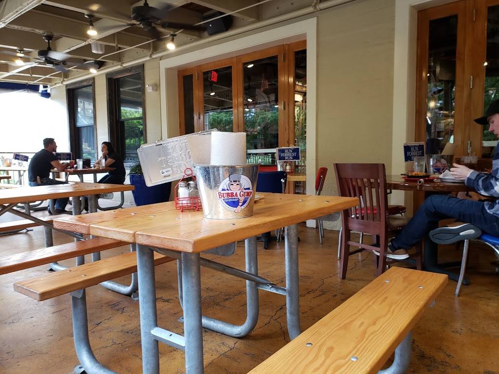 Bubba Gump Shrimp Co. | restaurant | 406 Navarro St, San Antonio, TX 78205, USA | 2102244867 OR +1 210-224-4867