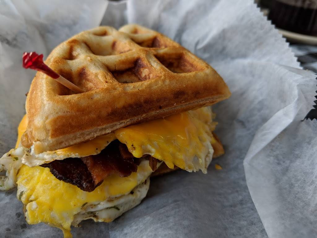 Craigs Kitchen | restaurant | 13 W Main St, Vernon, CT 06066, USA | 8608716099 OR +1 860-871-6099