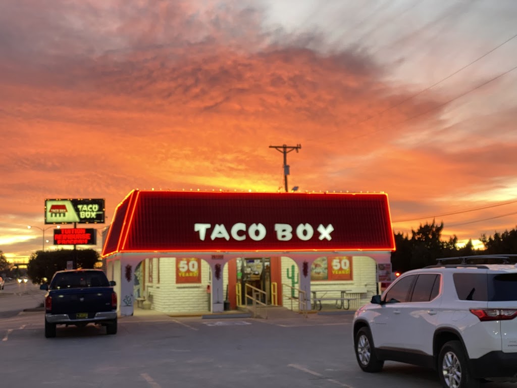 Taco Box | restaurant | 1208 W 1st St, Portales, NM 88130, USA | 5752268226 OR +1 575-226-8226