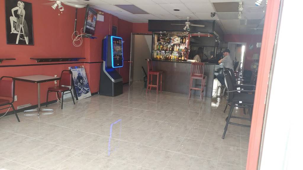 Weston Sports Bar | restaurant | 2833 Weston Rd, North York, ON M9M 2S1, Canada | 4167493335 OR +1 416-749-3335