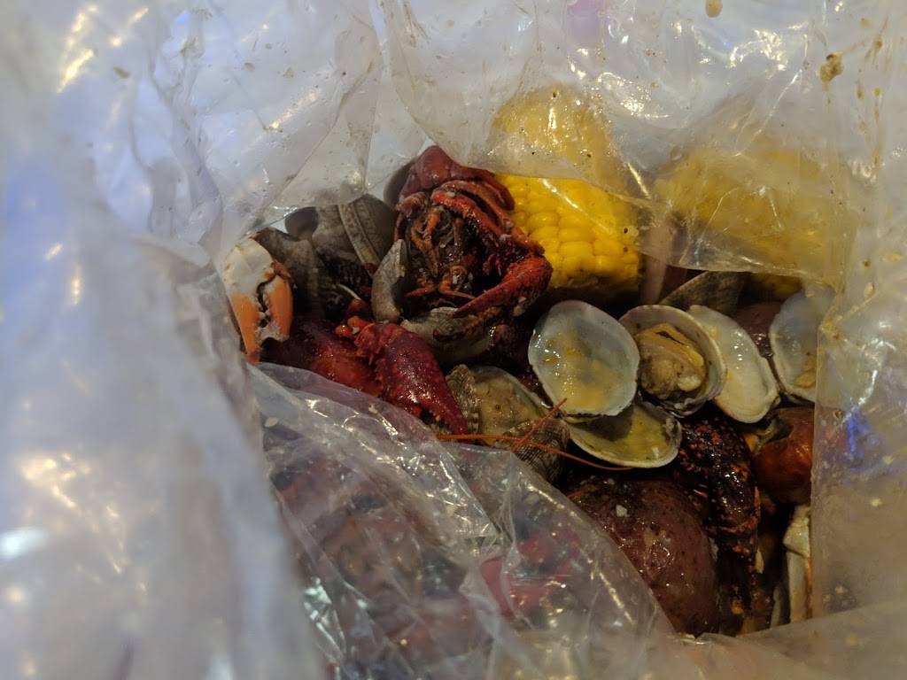 Allure Bar & Grill INC. King Crab | restaurant | 2150 Fort Campbell Blvd, Clarksville, TN 37042, USA | 9318025510 OR +1 931-802-5510