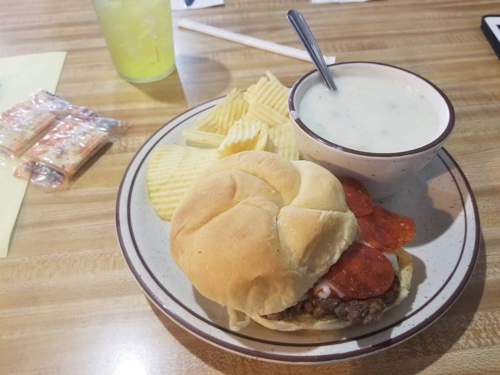 Whiffletree | restaurant | 28 Main St, Butler, OH 44822, USA | 4198833282 OR +1 419-883-3282