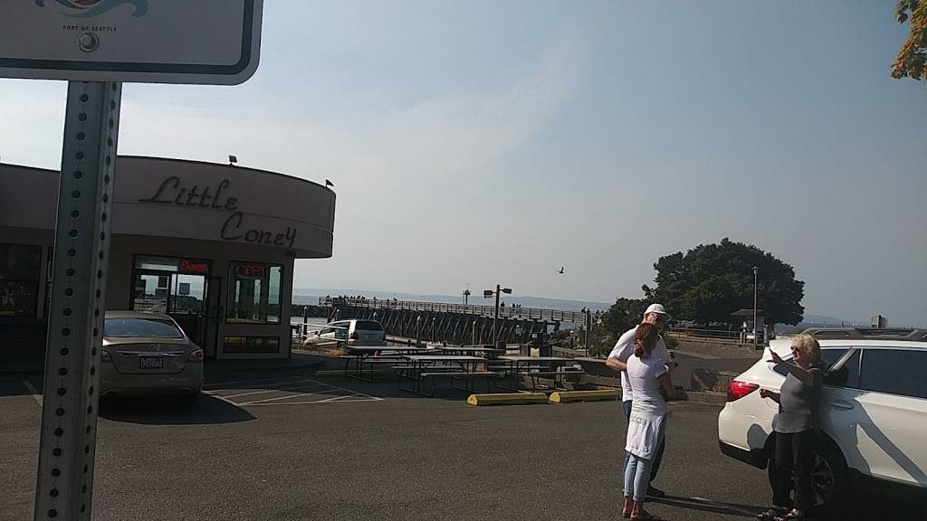 Little Coney | restaurant | 8003 Seaview Ave NW, Seattle, WA 98117, USA | 2067826598 OR +1 206-782-6598