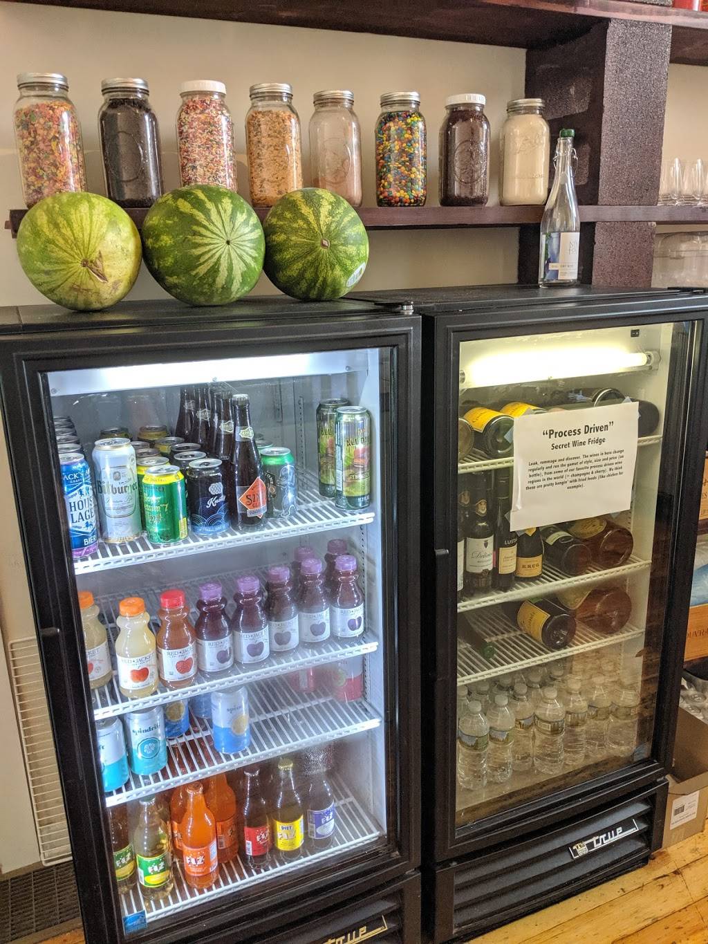 F.L.X. Fry Bird | restaurant | 18 Linden St, Geneva, NY 14456, USA | 3157891613 OR +1 315-789-1613