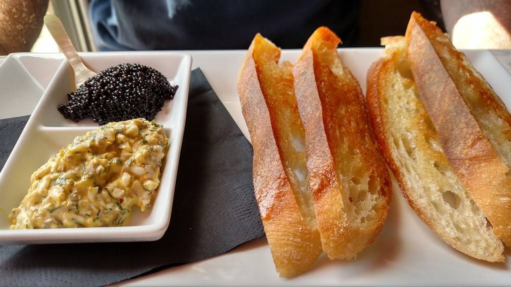 Rappahannock Oyster Bar (Union Market) | restaurant | 1309 5th St NE, Washington, DC 20002, USA | 2025444702 OR +1 202-544-4702