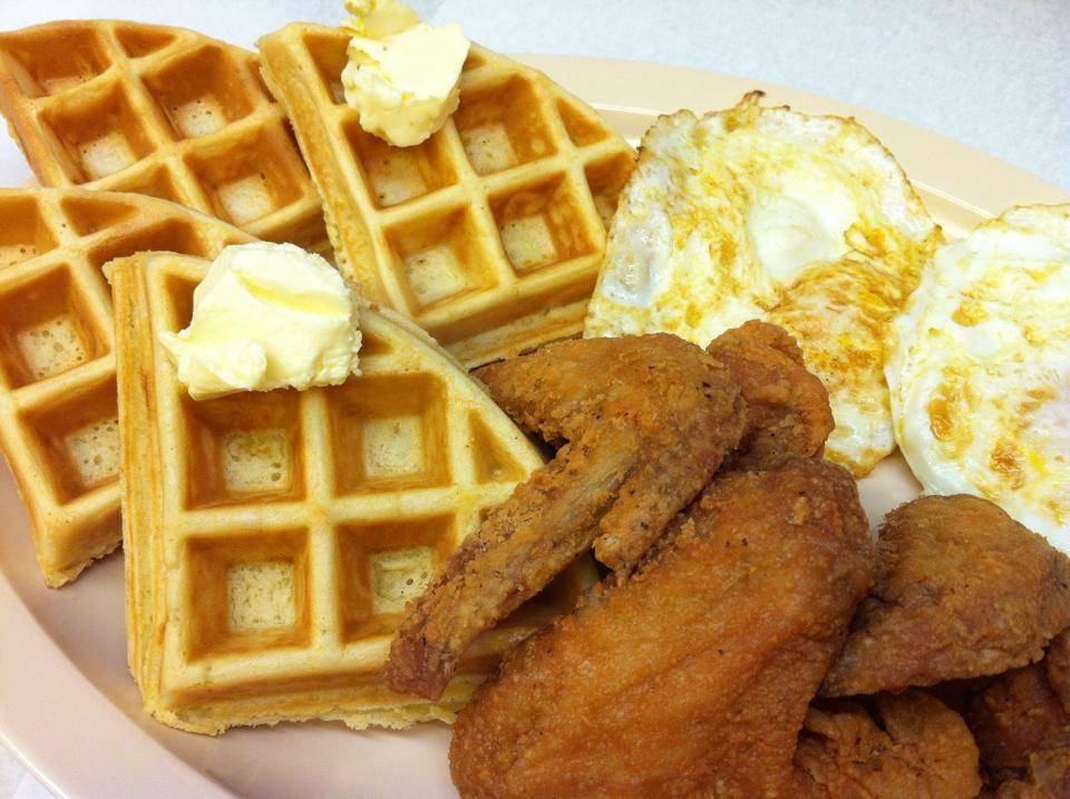 Clowns Pancake House | restaurant | 5804 S Western Ave, Chicago, IL 60636, USA | 7737767450 OR +1 773-776-7450