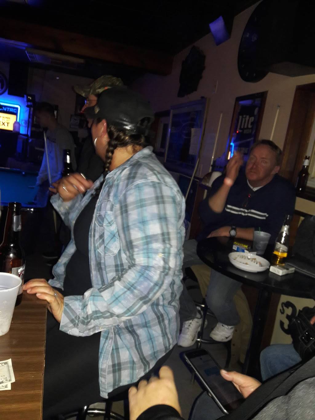 Sidetrack Saloon | restaurant | 106 Washington St, Lowell, IN 46356, USA | 2196969231 OR +1 219-696-9231