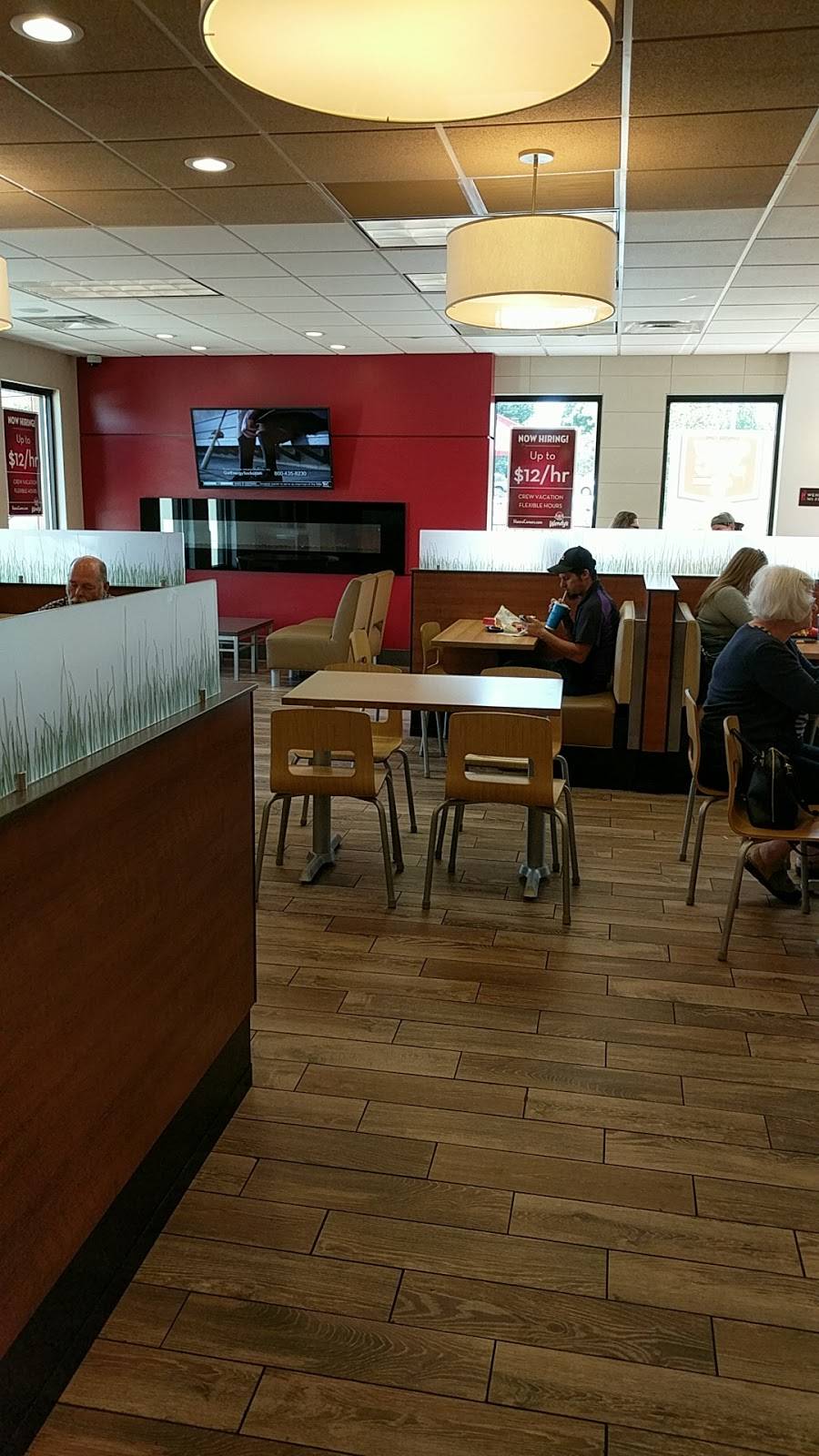 Wendys | restaurant | 1750 E Higgins Rd, Schaumburg, IL 60173, USA | 8476050225 OR +1 847-605-0225