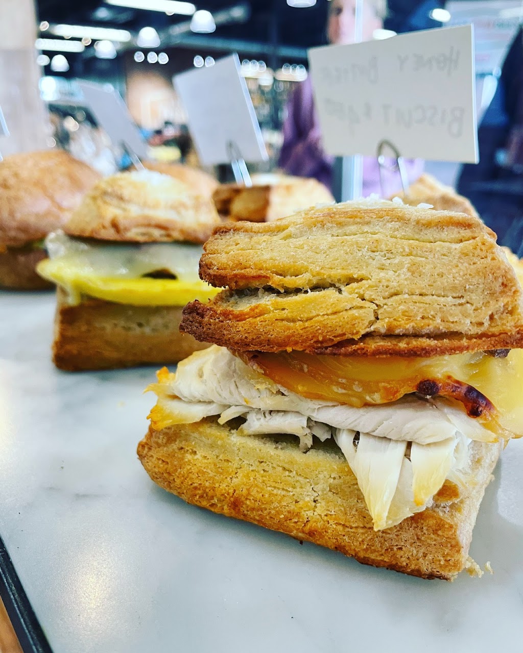 Avalon Corner Cafe | restaurant | 30955 Woodward Ave #305, Royal Oak, MI 48073, USA | 2489551041 OR +1 248-955-1041