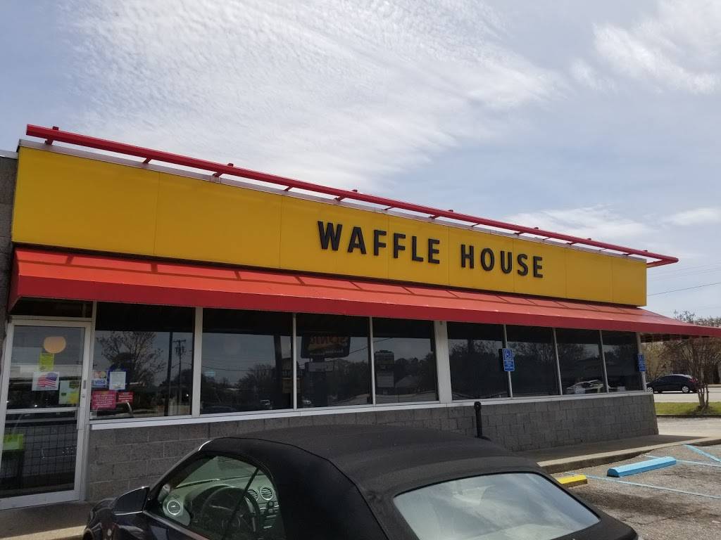 Waffle House | meal takeaway | 326 W Butler Rd, Mauldin, SC 29662, USA | 8644229948 OR +1 864-422-9948