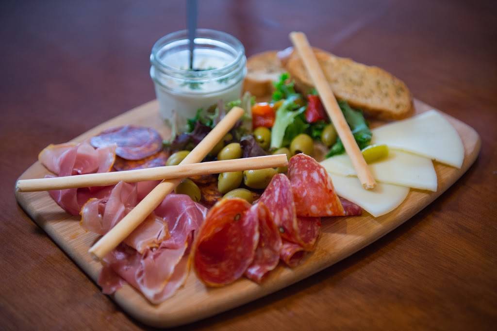 Madfish Grill | restaurant | 4059 Cattlemen Rd, Sarasota, FL 34233, USA | 9413773474 OR +1 941-377-3474