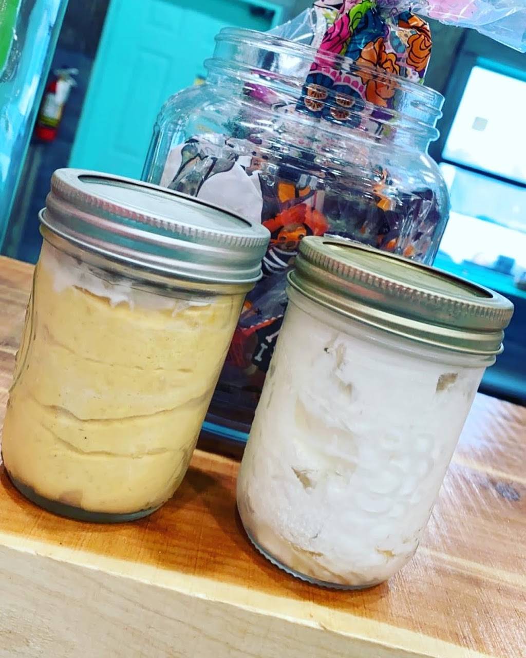 Hangry Heifer | restaurant | 2013 E Main St Suite 2, Mountain View, AR 72560, USA | 8702149040 OR +1 870-214-9040