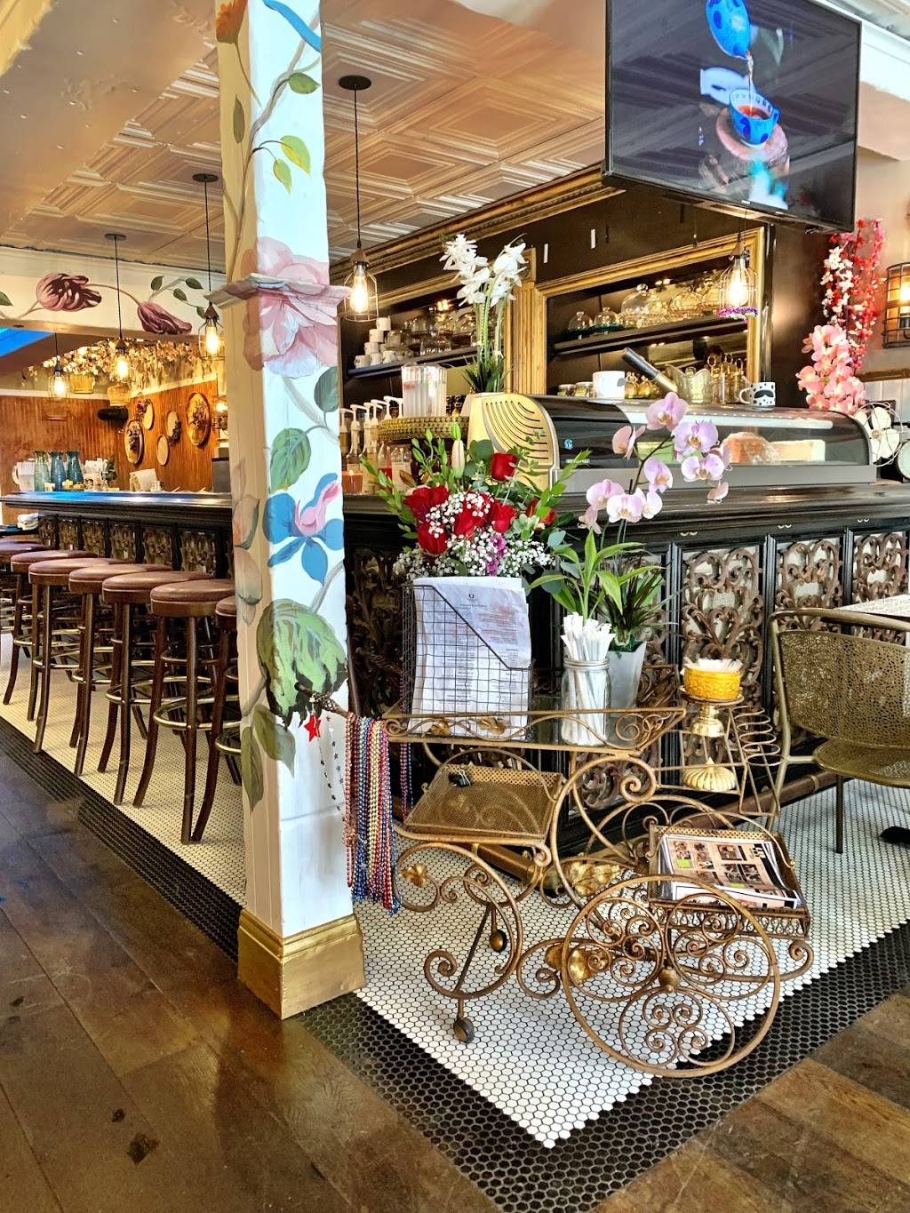 Vintage Cafe | restaurant | 2120 Greenwich St, San Francisco, CA 94123, USA | 4155254137 OR +1 415-525-4137