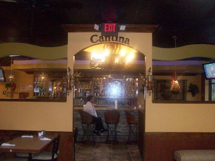 Dos Margaritas Mexican Grill | night club | 2239 Fairview Blvd Ste. 103, Fairview, TN 37062, USA | 6157990011 OR +1 615-799-0011