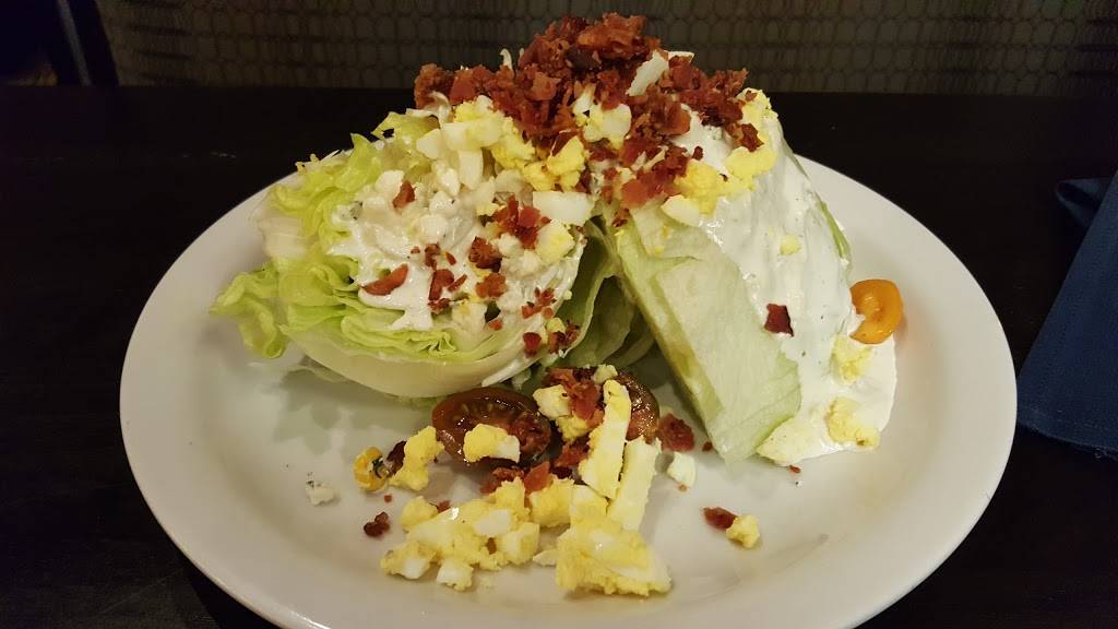 Smokin Fins Restaurant | restaurant | 2575 Littleton Main St, Littleton, CO 80120, USA | 7208081711 OR +1 720-808-1711