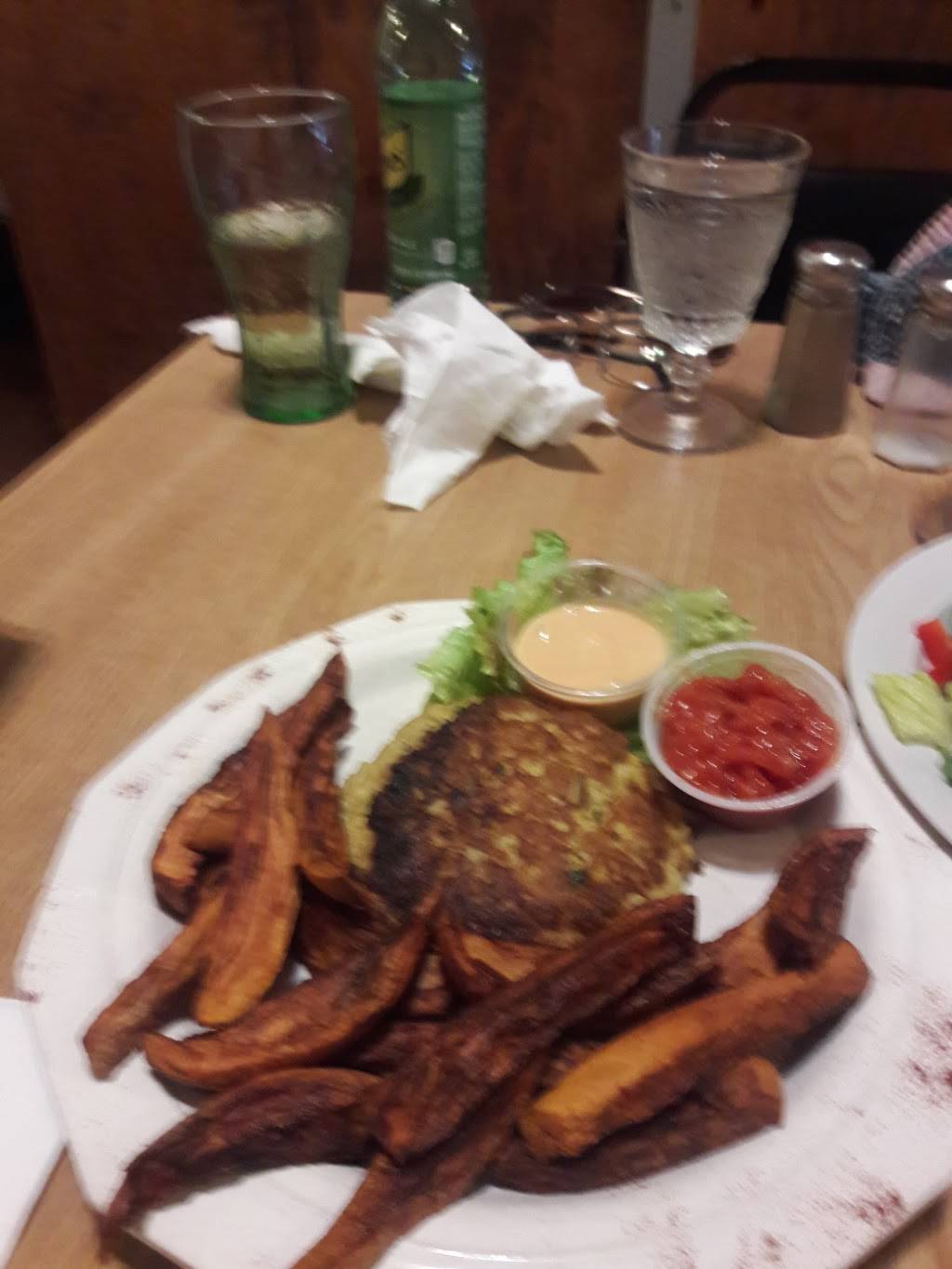 Fresh Fresh Seafood | restaurant | 507 York Rd, Towson, MD 21204, USA | 4108213474 OR +1 410-821-3474