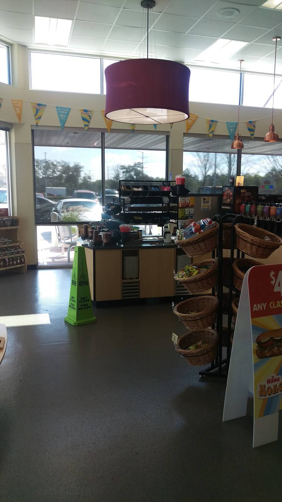 Wawa | cafe | 14548 E Colonial Dr, Orlando, FL 32826, USA | 4072756205 OR +1 407-275-6205
