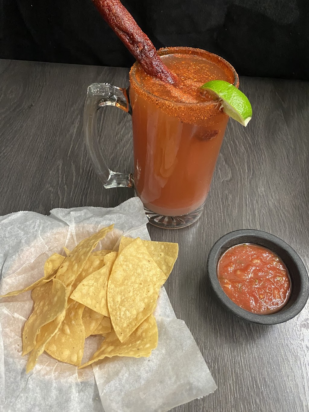 El Azteca Grill & cantina | restaurant | 8610 Warner Ave, Fountain Valley, CA 92708, USA | 7148477555 OR +1 714-847-7555